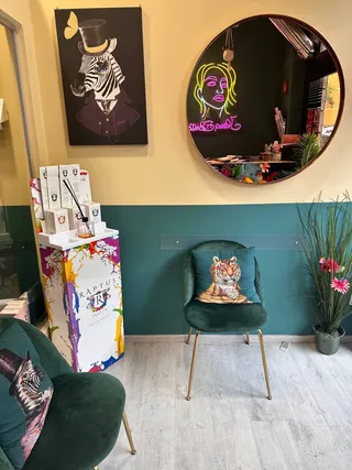 Salone — foto 3 di 7