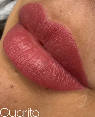 Trucco permanente labbra — foto 5 di 24