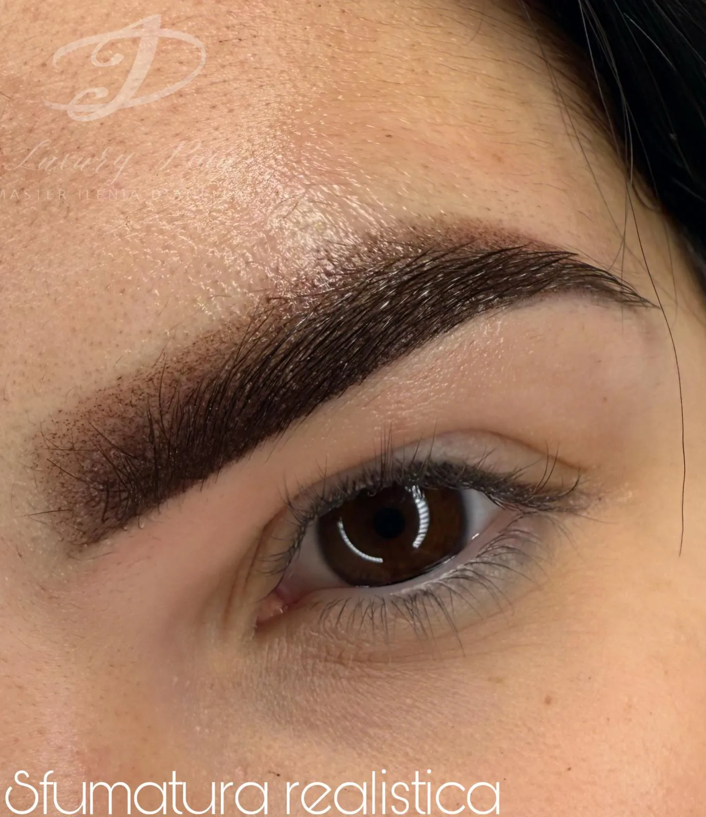 Foto del trattamento Trucco permanente Sopracciglia Sfumato