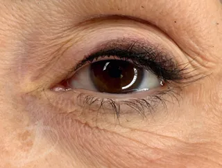 Trucco permanente occhi — foto 19 di 31